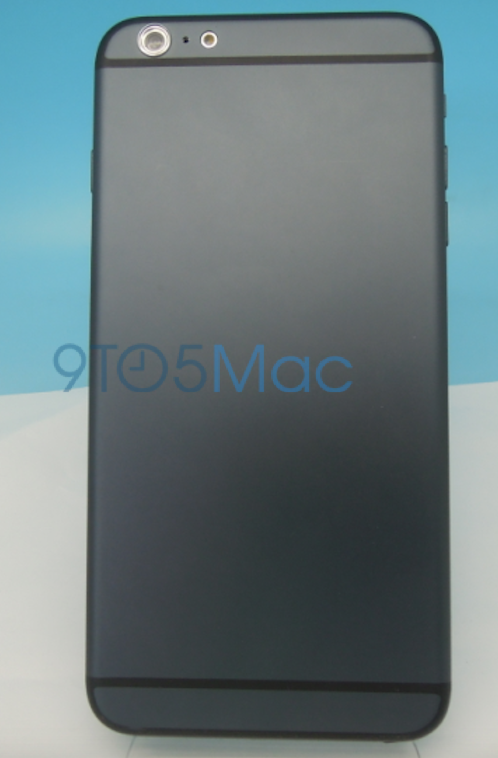 iPhone 6 mockup space grey 03